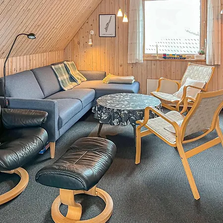 Two-bedroom In Rudkobing * Spodsbjerg